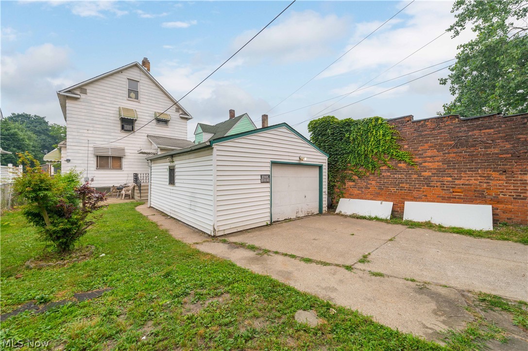 3151 W 105th Street Cleveland OH 44111