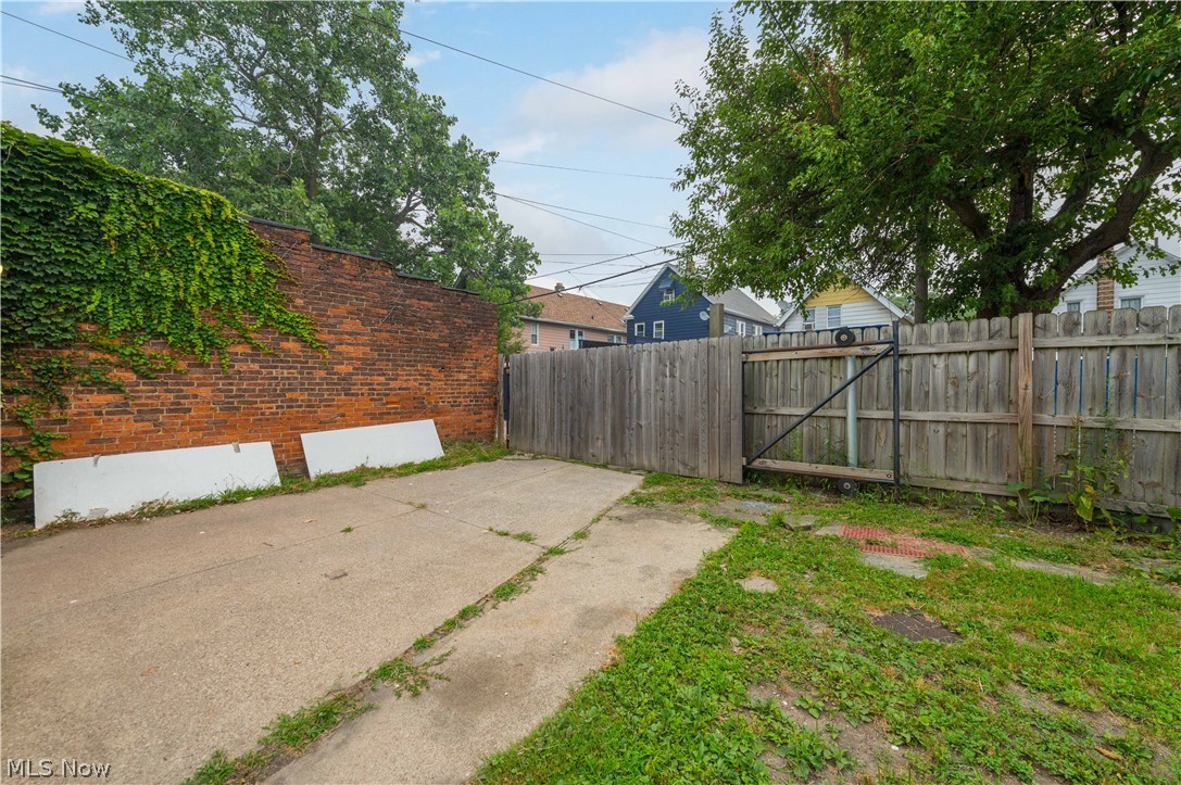 3151 W 105th Street Cleveland OH 44111