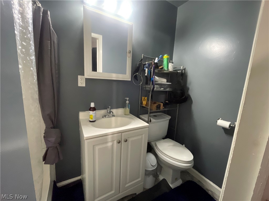 353 Ansel Road Geneva OH 44041