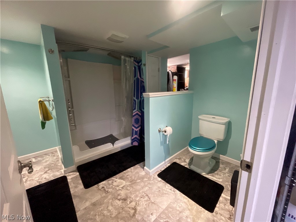 353 Ansel Road Geneva OH 44041