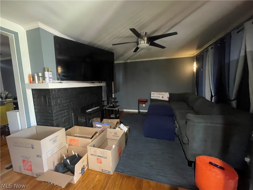 353 Ansel Road Geneva OH 44041