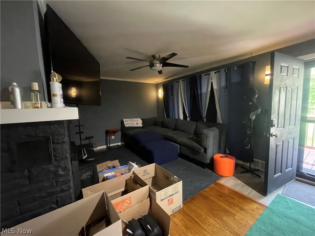 353 Ansel Road Geneva OH 44041