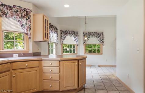 5202 N Beacon Drive Youngstown OH 44515