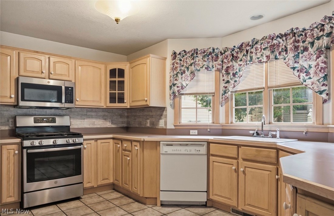5202 N Beacon Drive Youngstown OH 44515