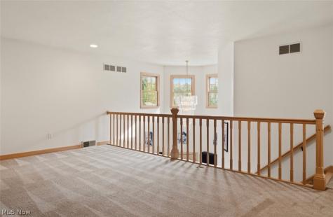 5202 N Beacon Drive Youngstown OH 44515