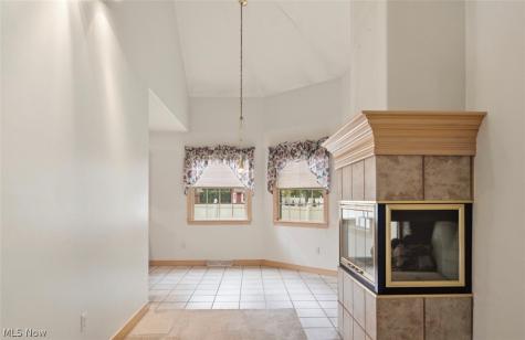 5202 N Beacon Drive Youngstown OH 44515