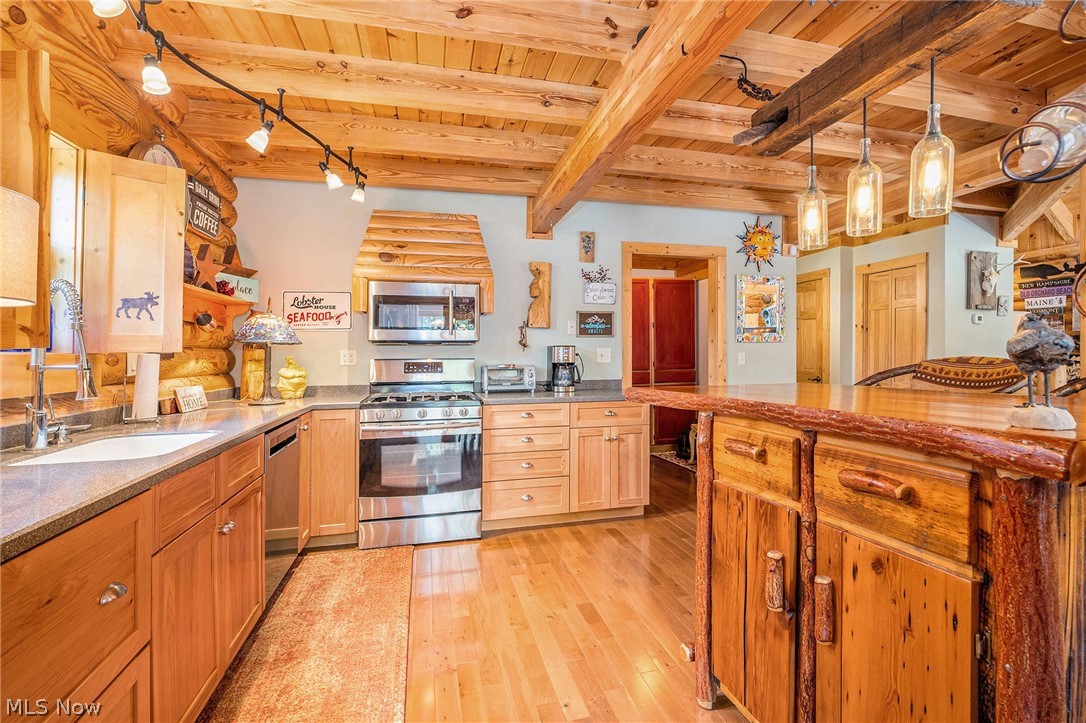 4394 Bates Road Madison OH 44057