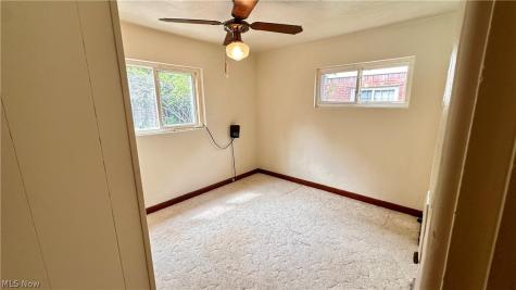 27390 Markbarry Avenue Euclid OH 44132