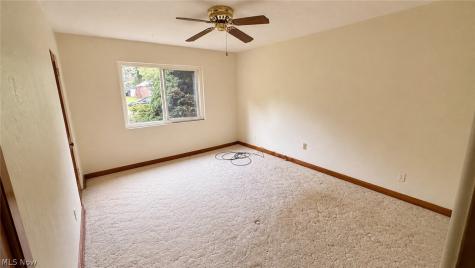 27390 Markbarry Avenue Euclid OH 44132