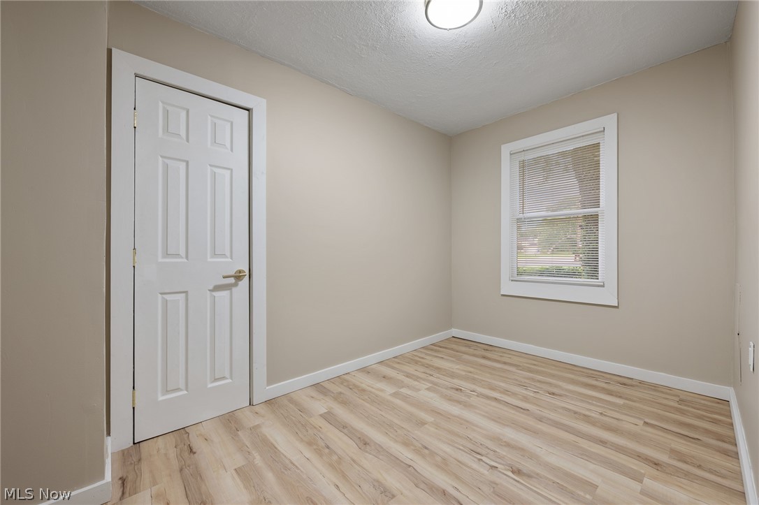 174 Killian Road Akron OH 44319