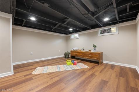 174 Killian Road Akron OH 44319