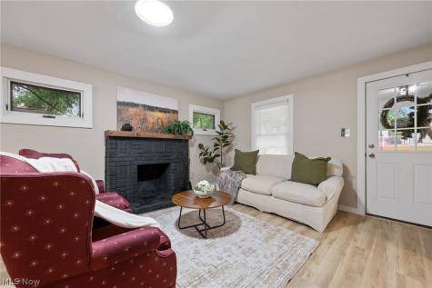 174 Killian Road Akron OH 44319