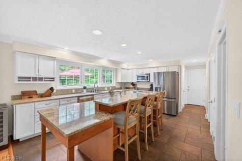 1445 Kingsway Drive Westlake OH 44145