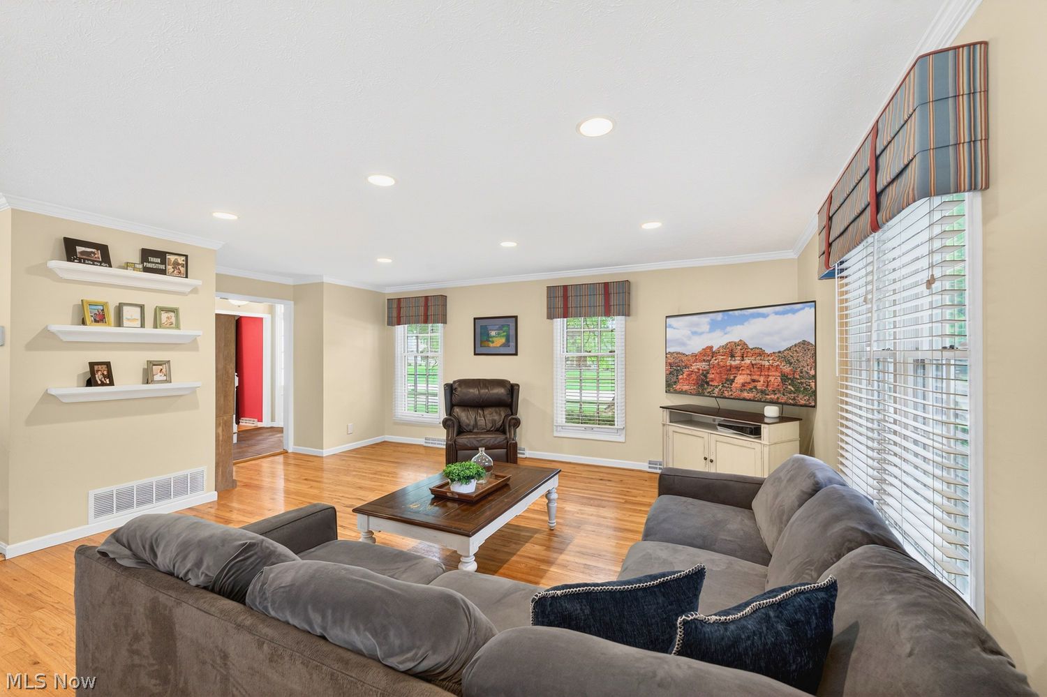 1445 Kingsway Drive Westlake OH 44145
