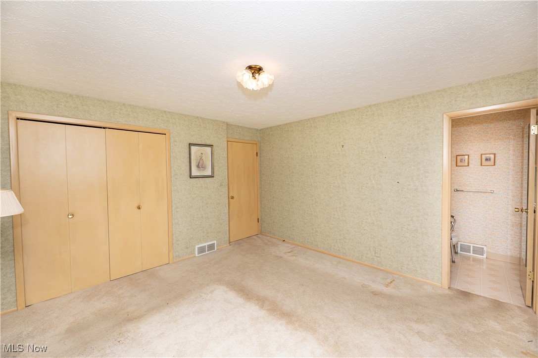 1674 Windsor Drive Mayfield Heights OH 44124
