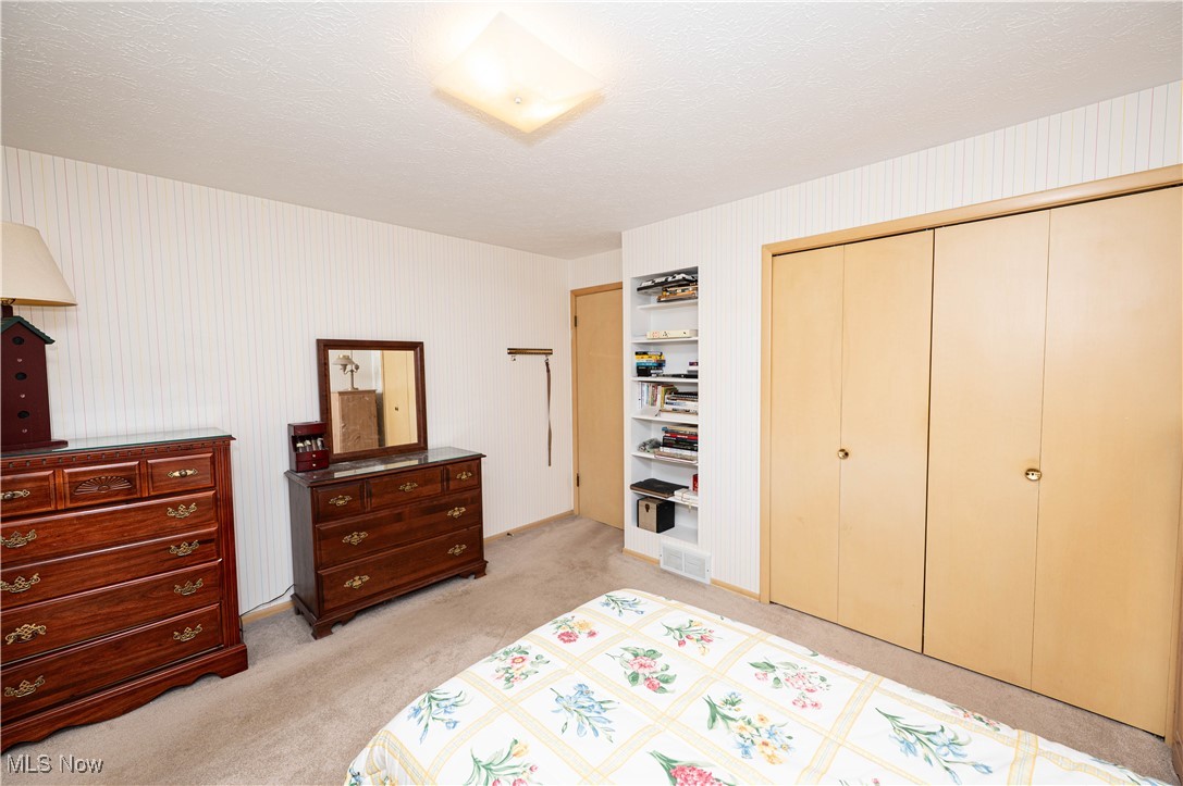 1674 Windsor Drive Mayfield Heights OH 44124