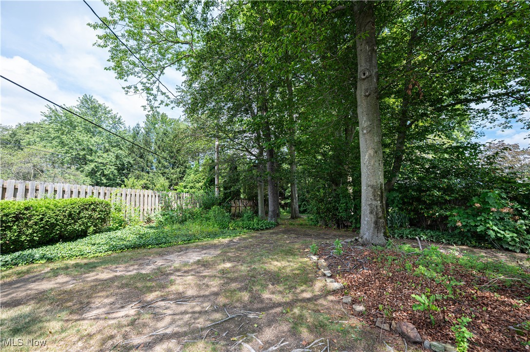 1674 Windsor Drive Mayfield Heights OH 44124