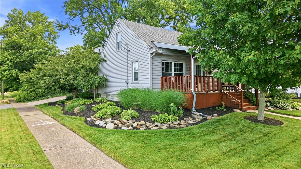 1205 Atlantic Street NE Warren OH 44483