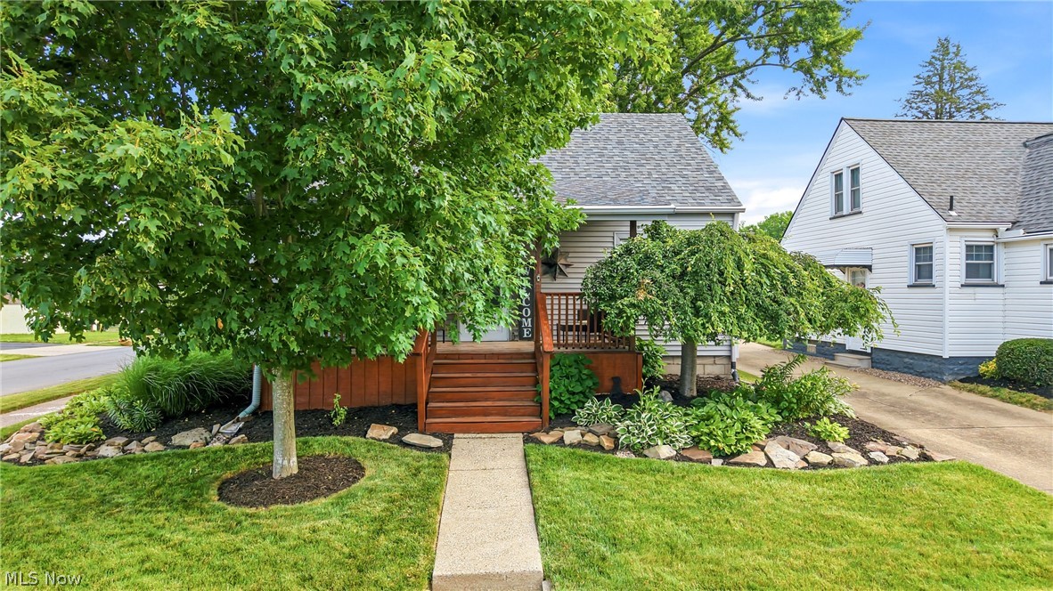 1205 Atlantic Street NE Warren OH 44483
