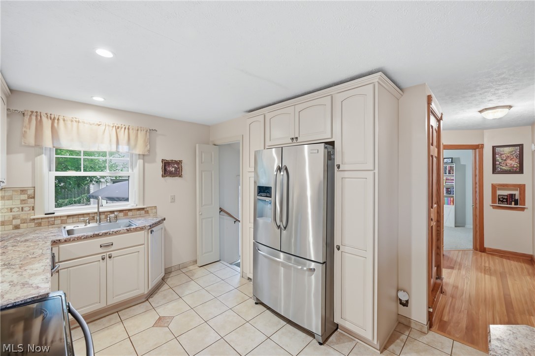 1205 Atlantic Street NE Warren OH 44483