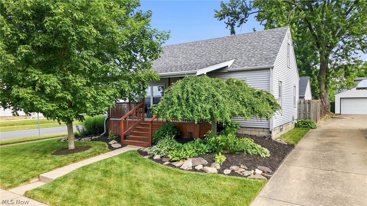 1205 Atlantic Street NE Warren OH 44483