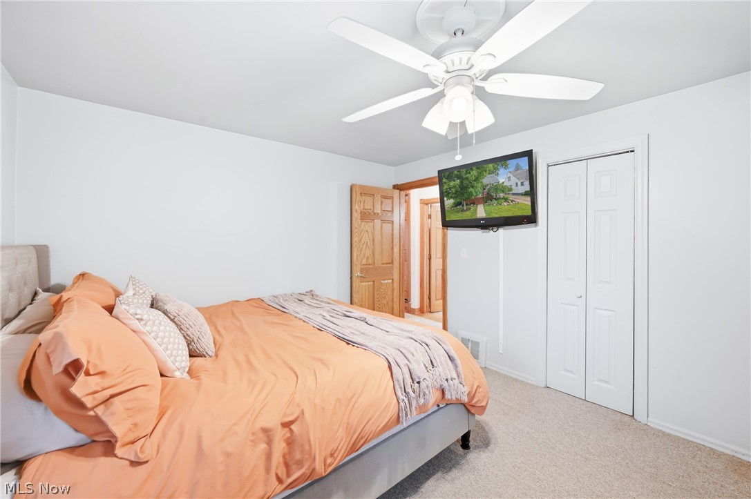 1205 Atlantic Street NE Warren OH 44483