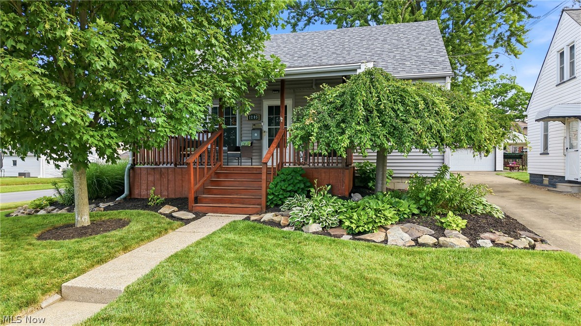 1205 Atlantic Street NE Warren OH 44483