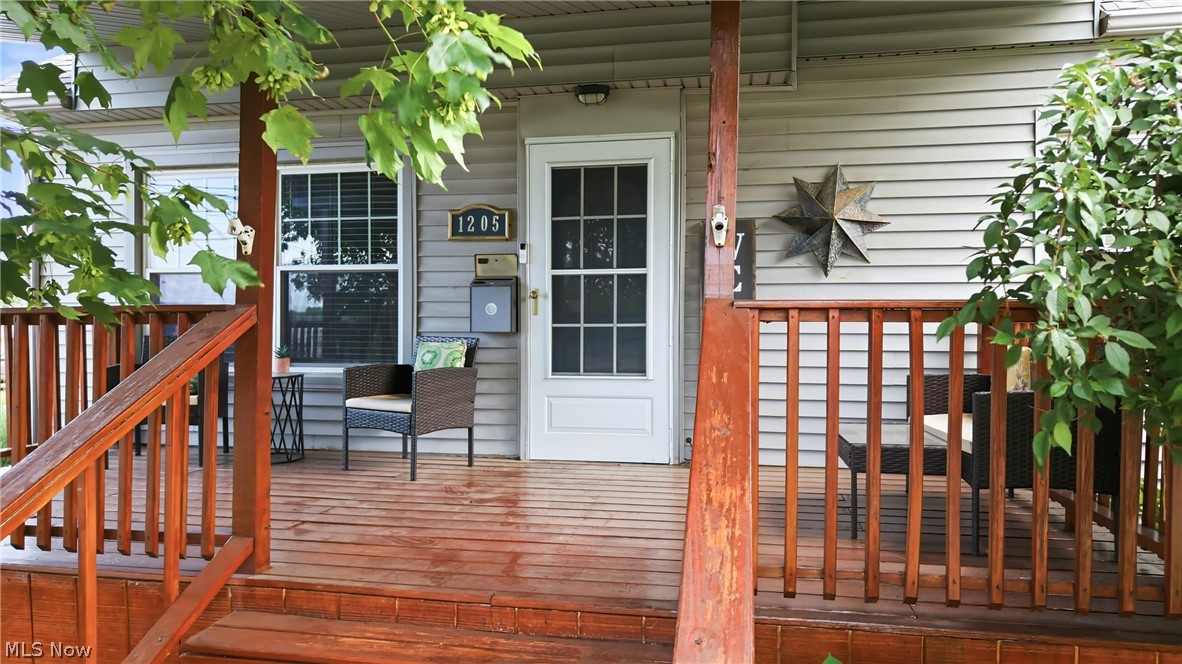 1205 Atlantic Street NE Warren OH 44483