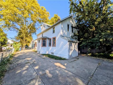 3211 Walton Avenue Cleveland OH 44113