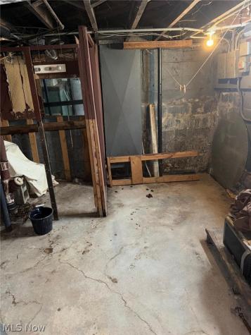 919 E 139th Street Cleveland OH 44110
