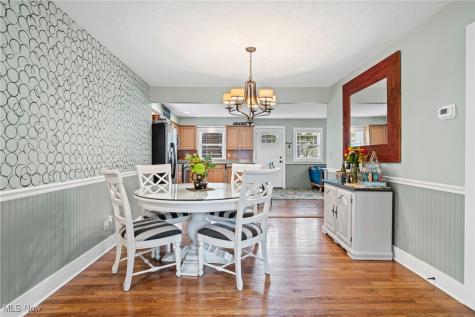 577 Canterbury Road Bay Village OH 44140