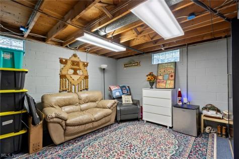 543 Stephens Road Akron OH 44312