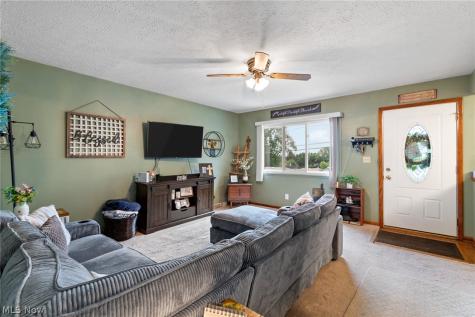 543 Stephens Road Akron OH 44312