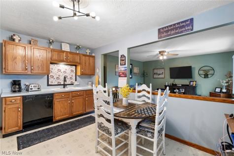 543 Stephens Road Akron OH 44312