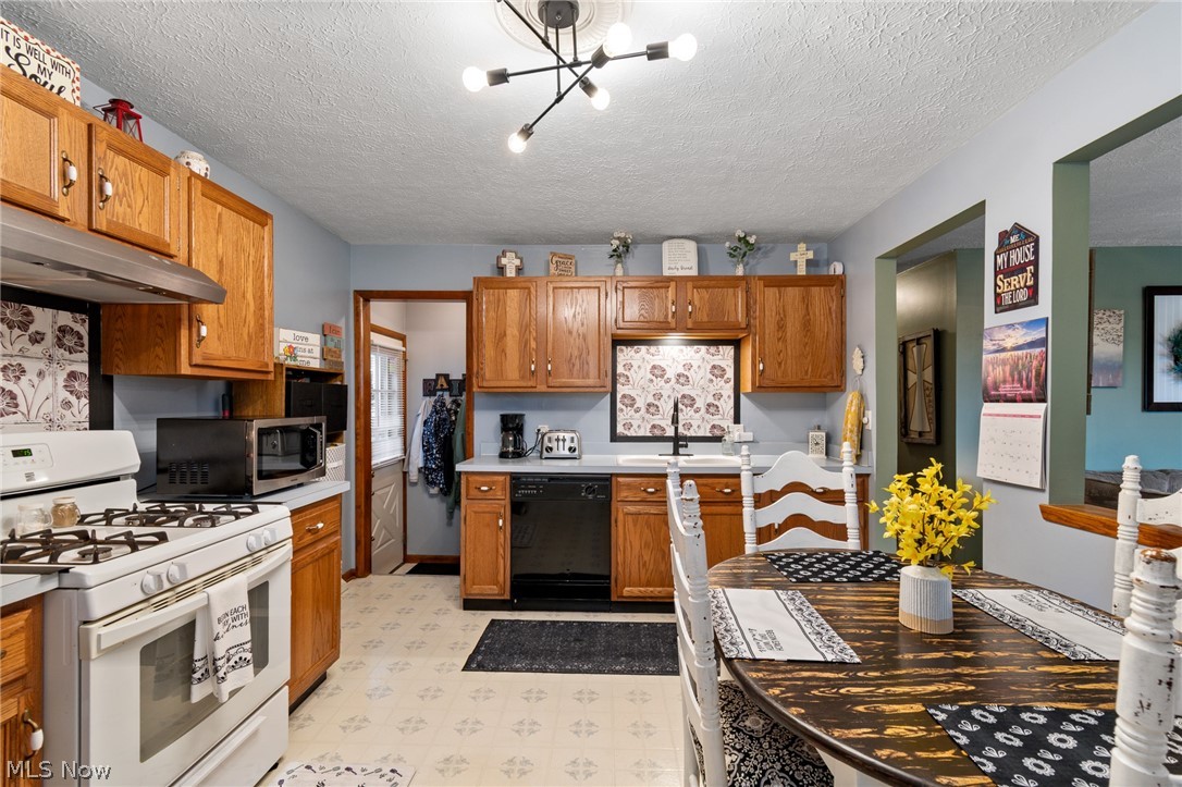 543 Stephens Road Akron OH 44312