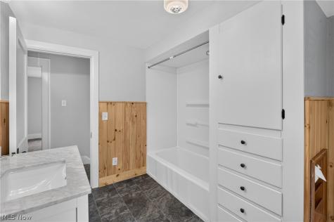 415 Ashland Avenue Cuyahoga Falls OH 44221
