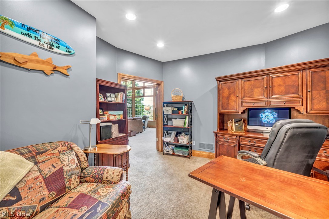 10360 Sawmill Drive Chardon OH 44024