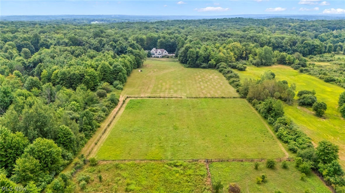 10360 Sawmill Drive Chardon OH 44024