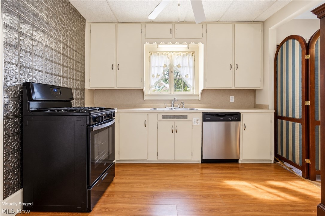 1334 Beechcrest Street NW Warren OH 44485