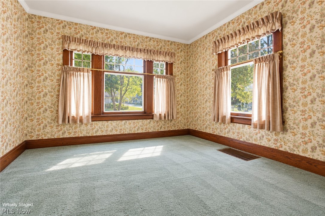 1334 Beechcrest Street NW Warren OH 44485