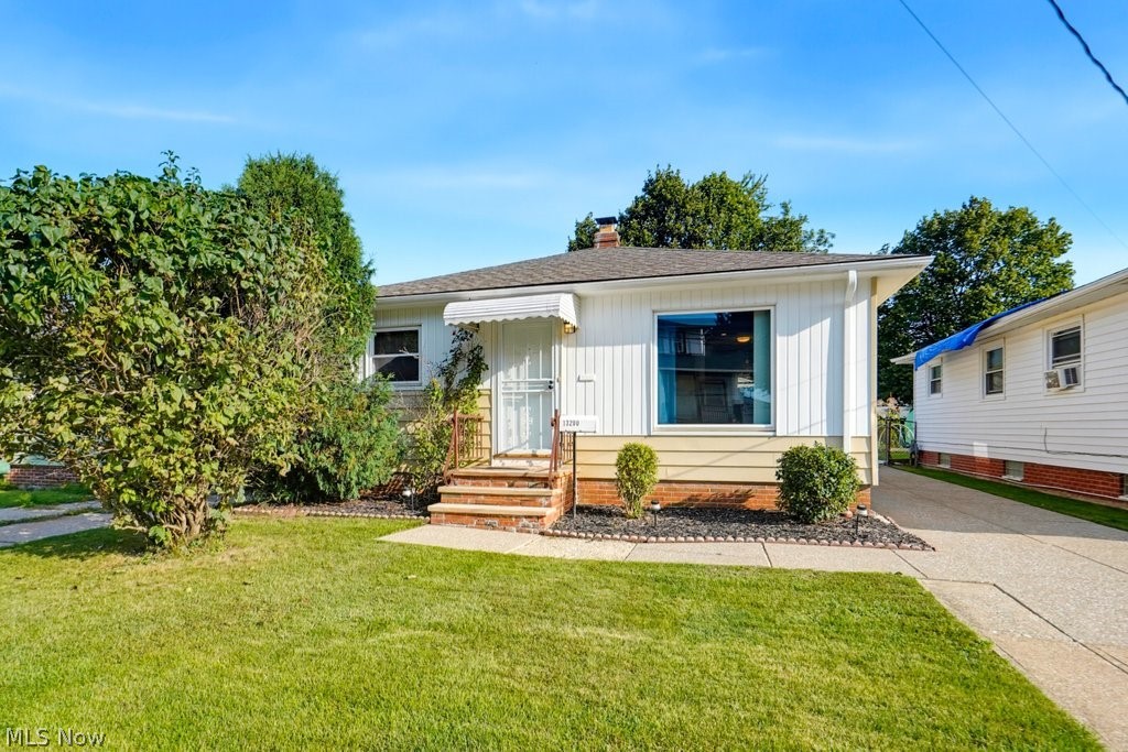 13200 Carrington Avenue Cleveland OH 44135