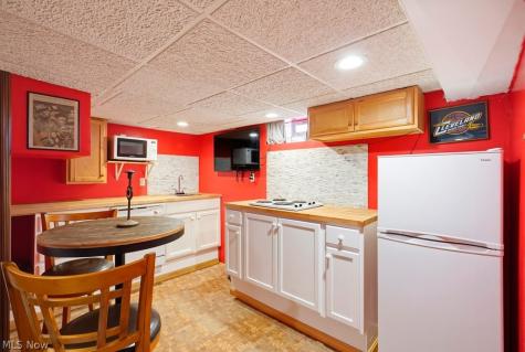 13200 Carrington Avenue Cleveland OH 44135