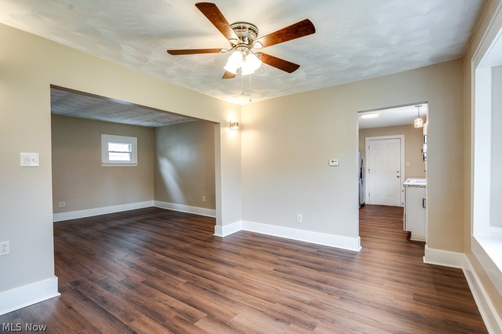 931 Lovers Lane Akron OH 44306