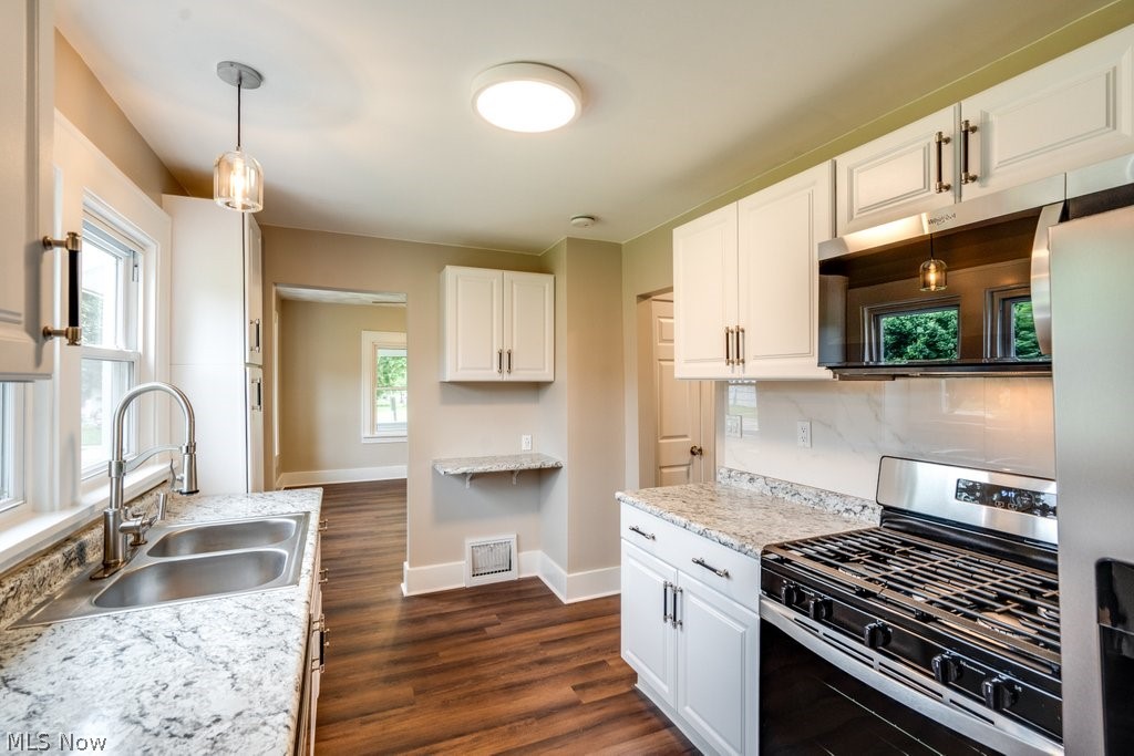 931 Lovers Lane Akron OH 44306