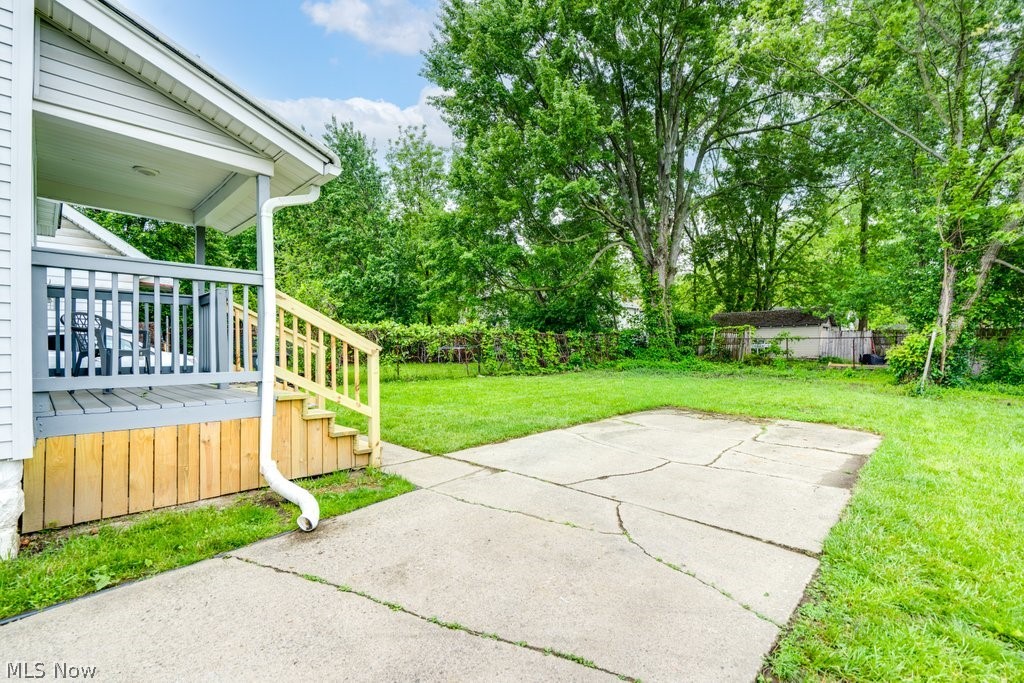 931 Lovers Lane Akron OH 44306