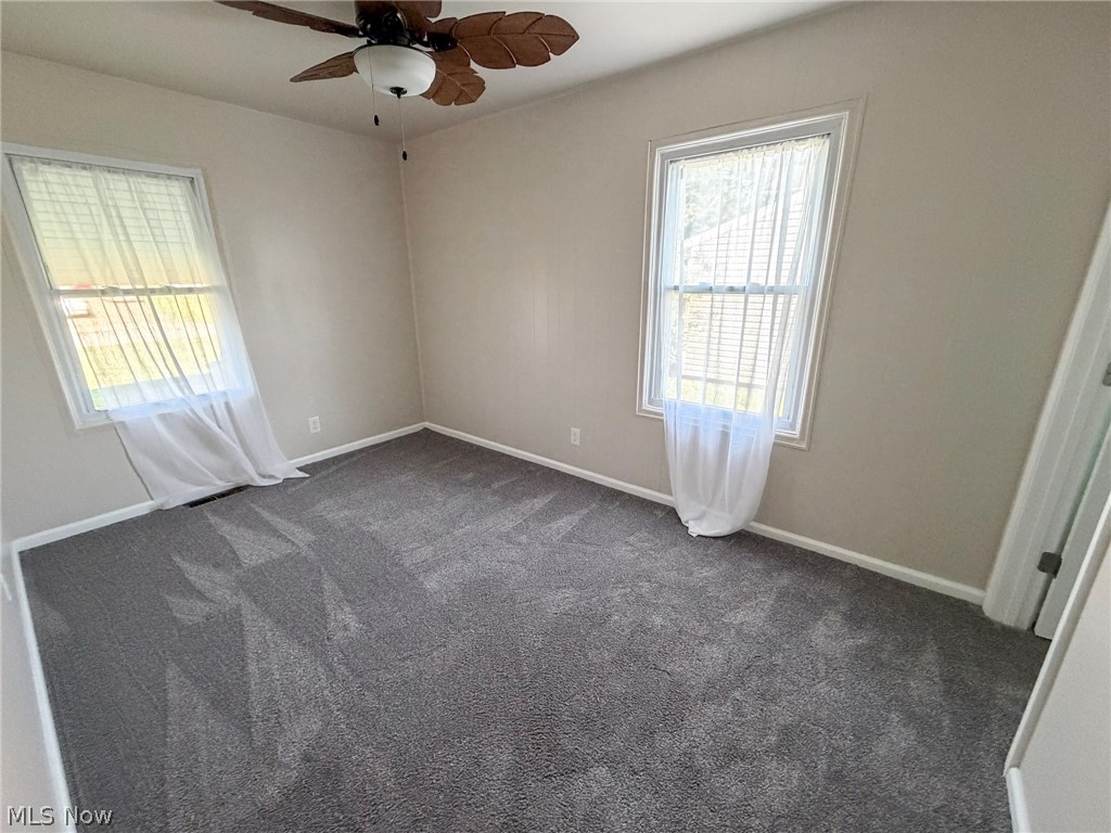 568 Purdue Avenue Austintown OH 44515