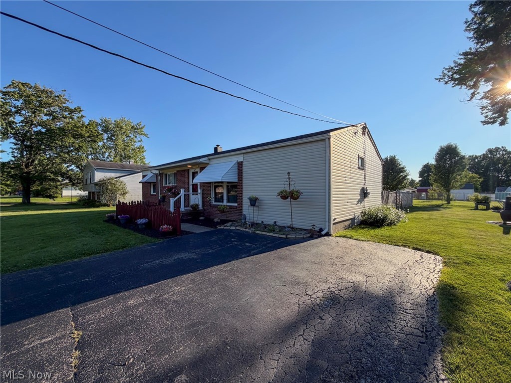 568 Purdue Avenue Austintown OH 44515