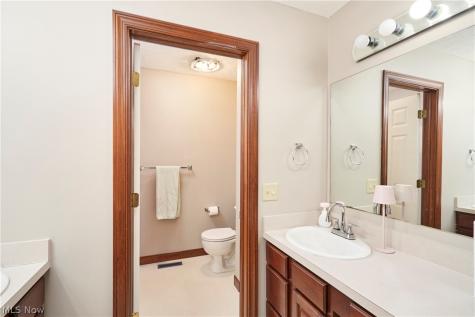 12399 Bridgemont Avenue NW Uniontown OH 44685