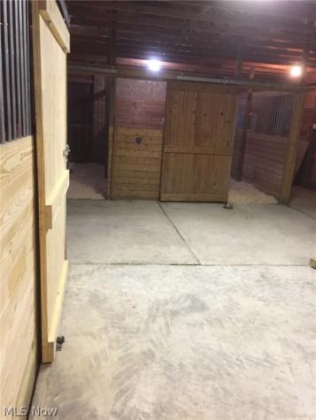 16030 Erhart Northern Road Valley City OH 44280