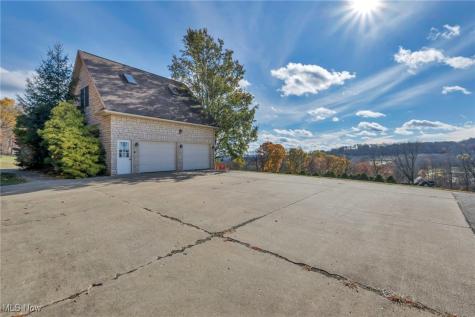 8865 Private Road 343 Millersburg OH 44654